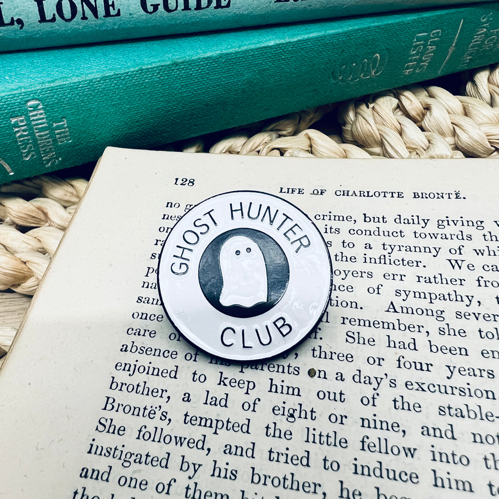 Ghost Hunter pin badge