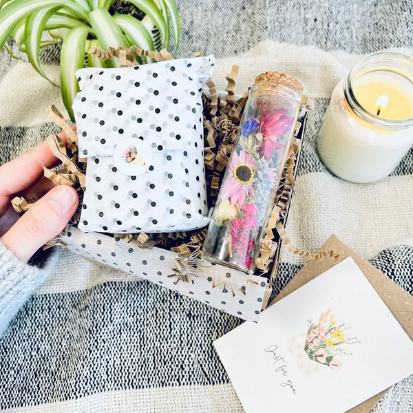New home Candle & Dried Flower Gift Set